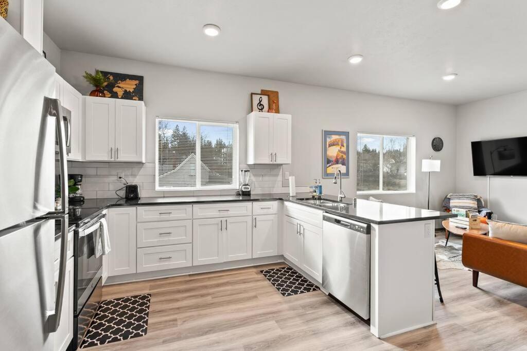 New 2 Bed 2 Bath Near Perry District And Dt Spokane Exterior foto